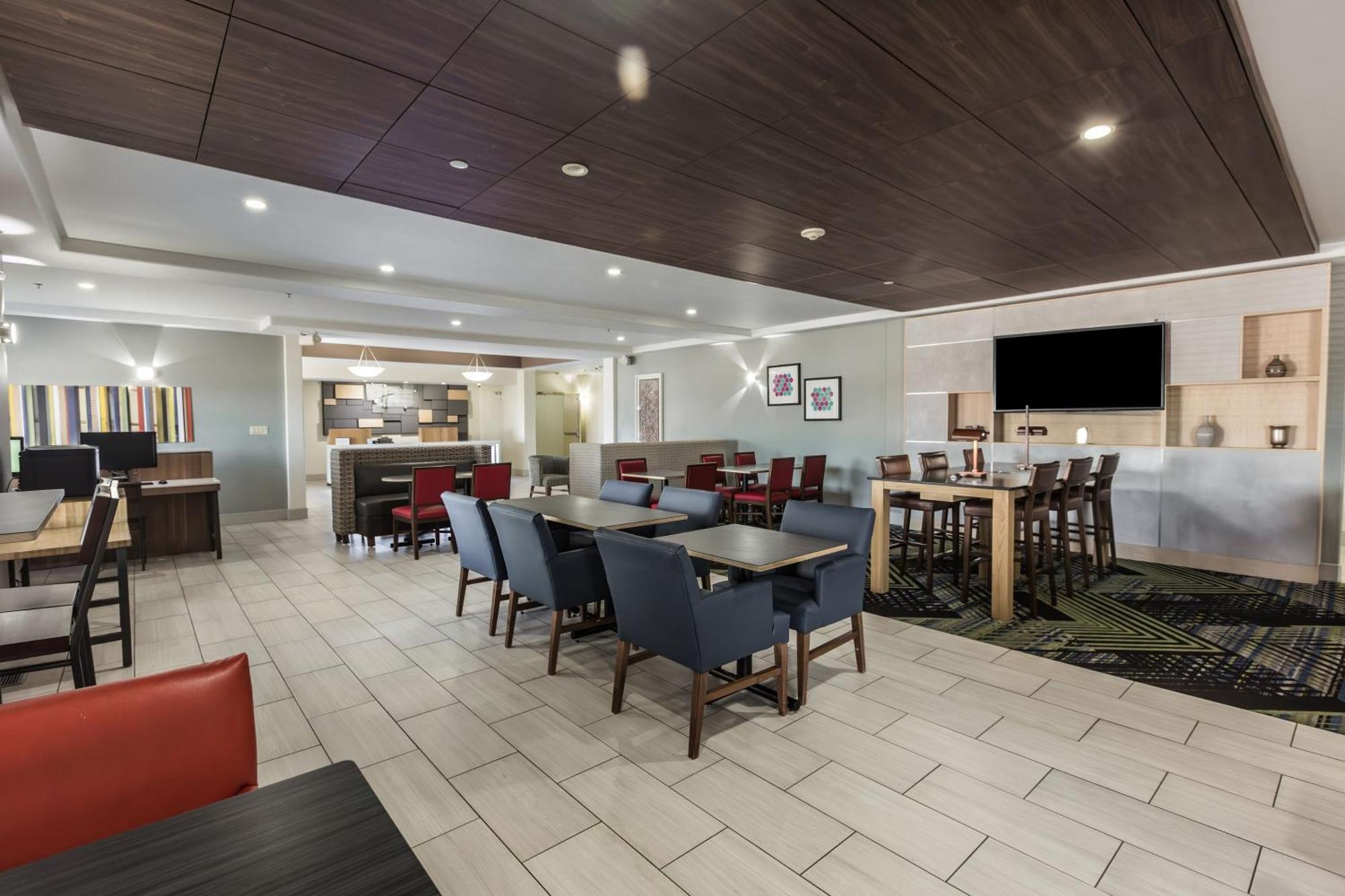 Holiday Inn Express & Suites-Regina-South By Ihg Zewnętrze zdjęcie