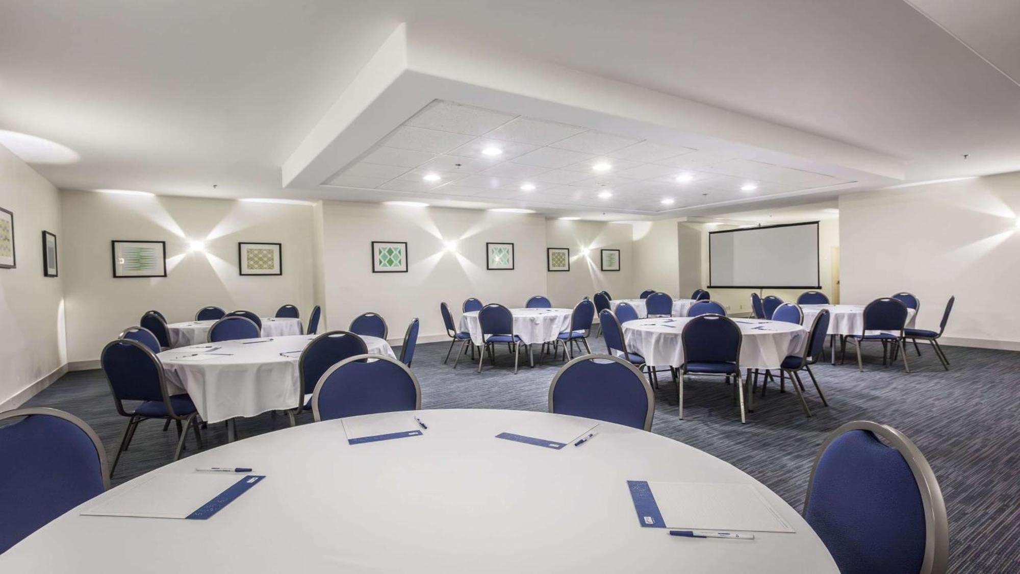 Holiday Inn Express & Suites-Regina-South By Ihg Zewnętrze zdjęcie