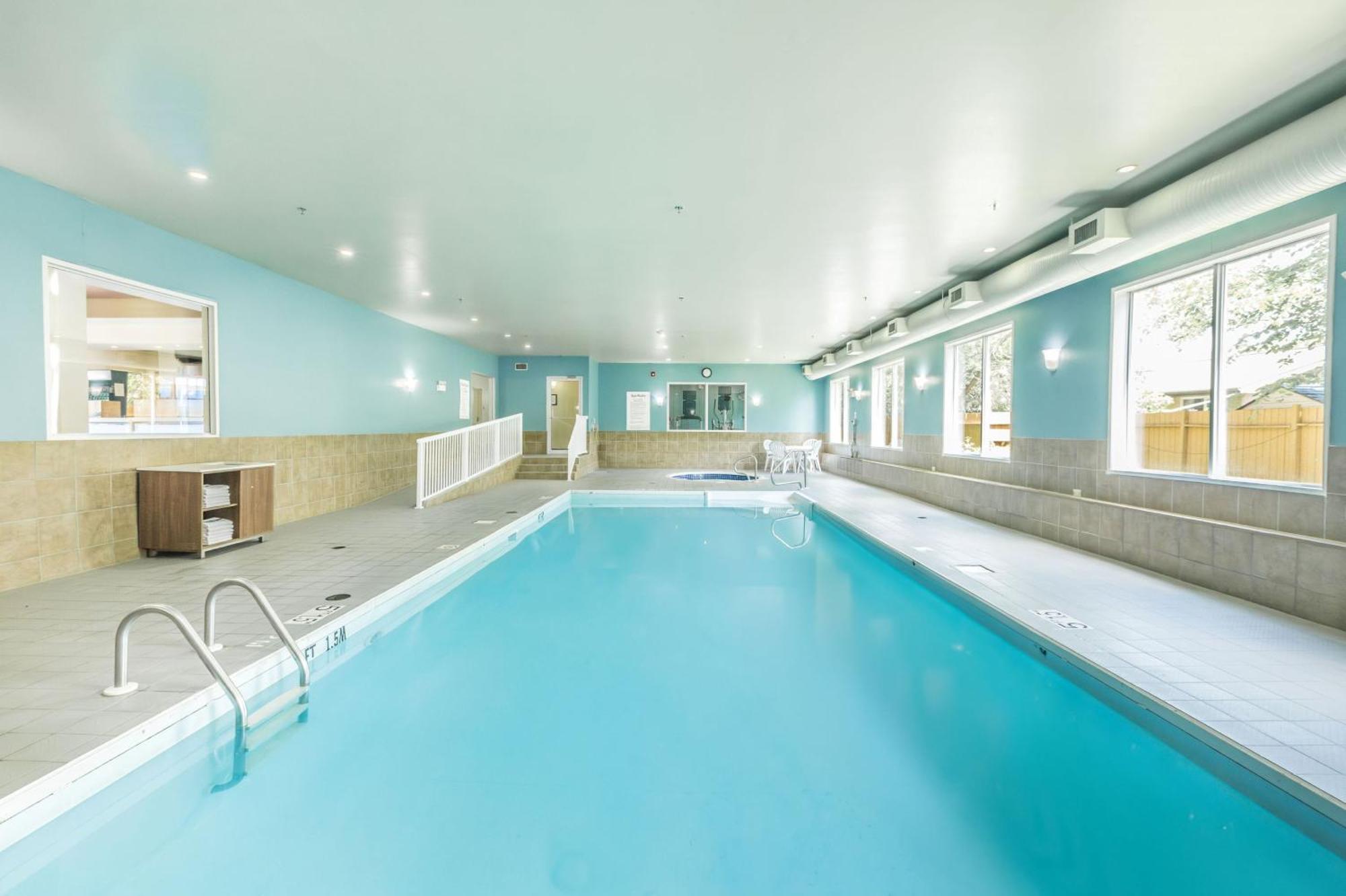 Holiday Inn Express & Suites-Regina-South By Ihg Zewnętrze zdjęcie