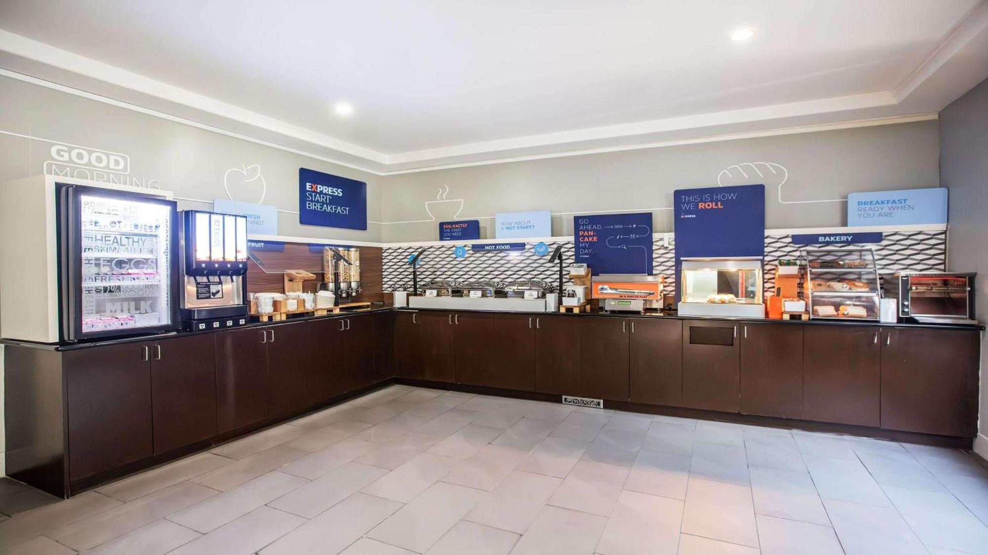 Holiday Inn Express & Suites-Regina-South By Ihg Zewnętrze zdjęcie