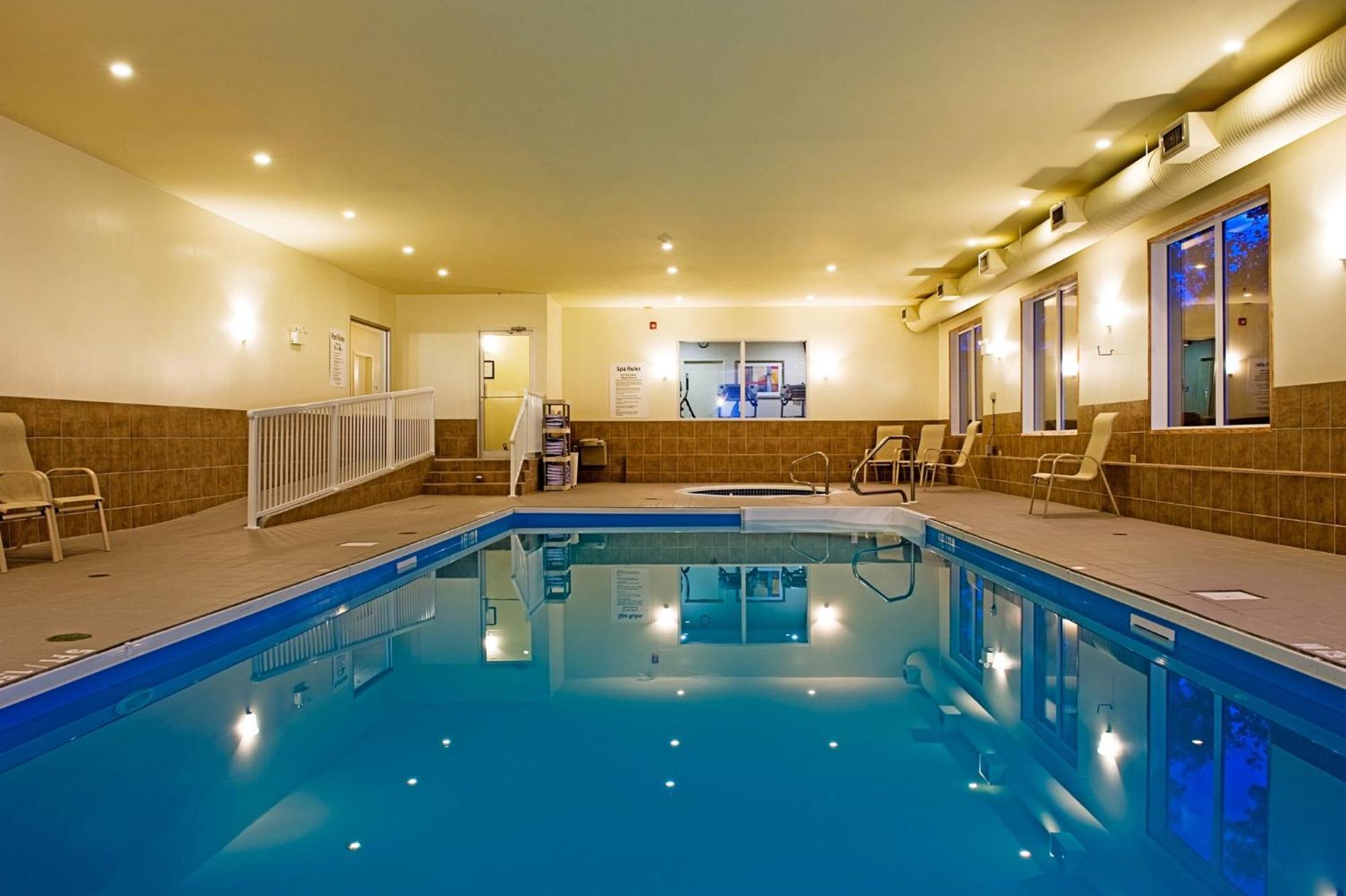 Holiday Inn Express & Suites-Regina-South By Ihg Zewnętrze zdjęcie